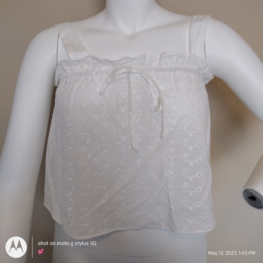White Crop Top Liberty Love Sz‎ M